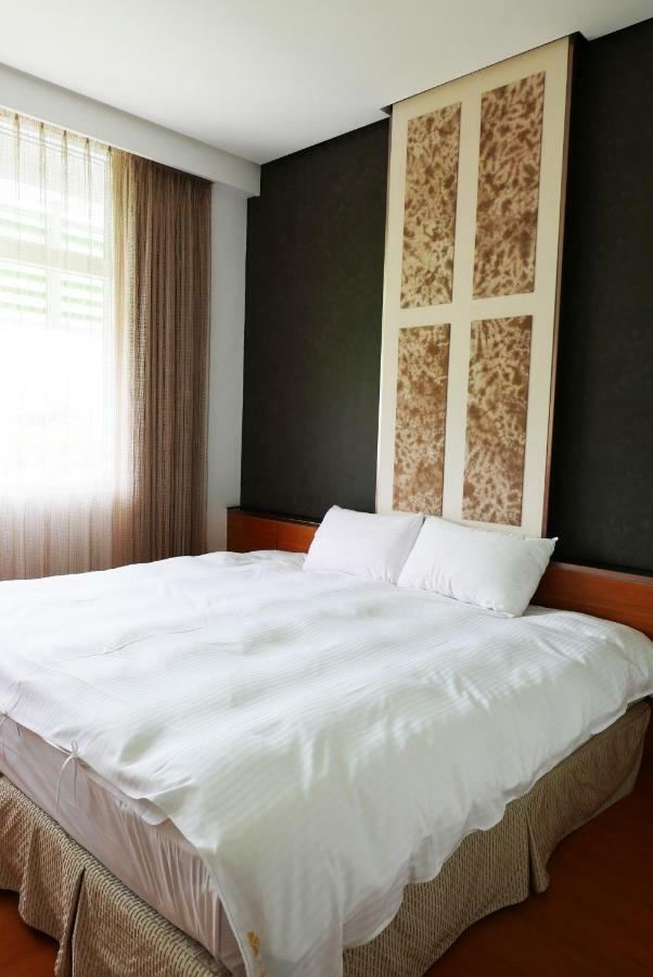 Zhi Da Craft Service Guest House Цаотун Экстерьер фото